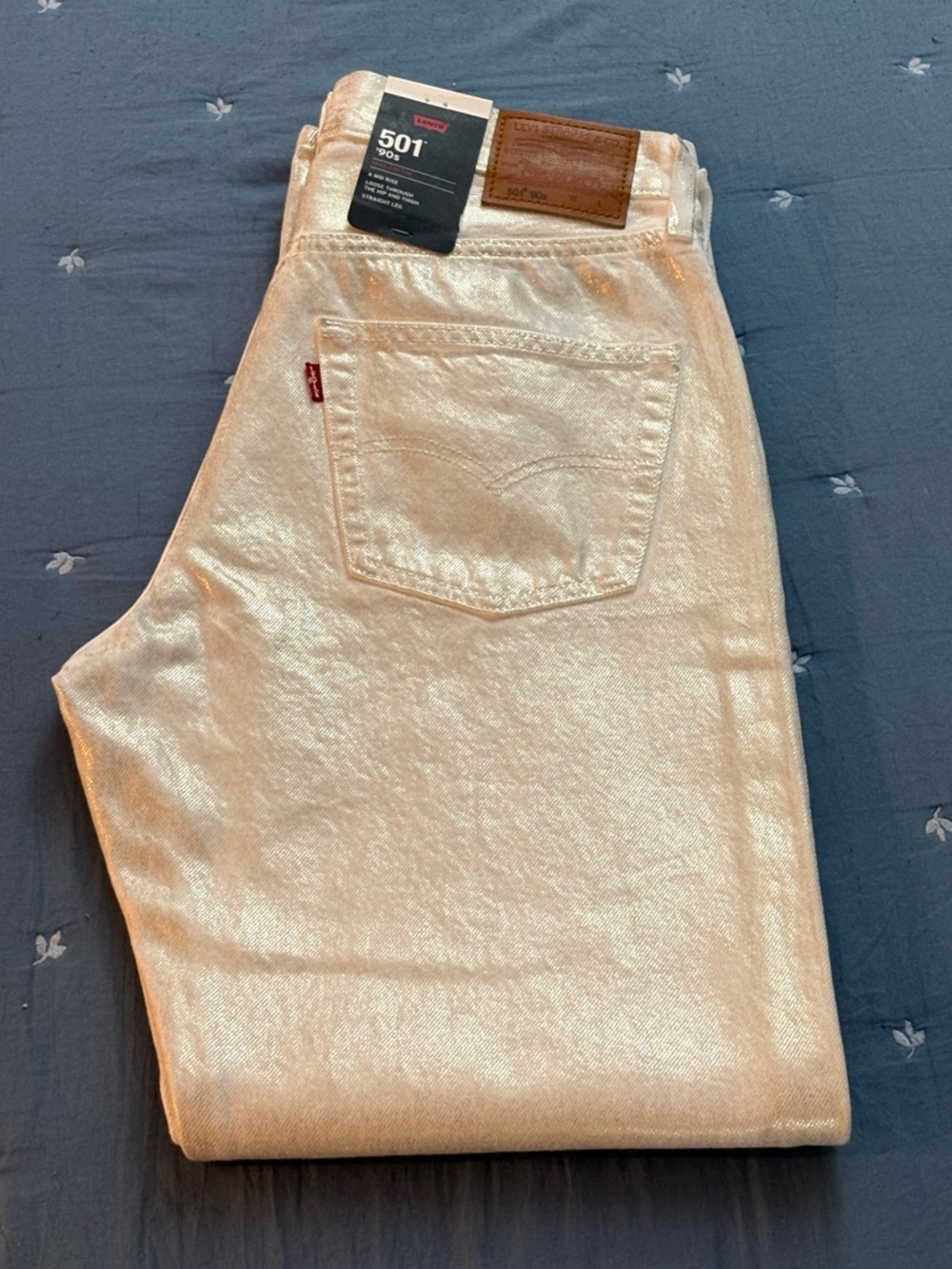 Levi’s 501 ‘90s Jeans 27x30 NWT Shimmer Ecru Cream Straight Leg